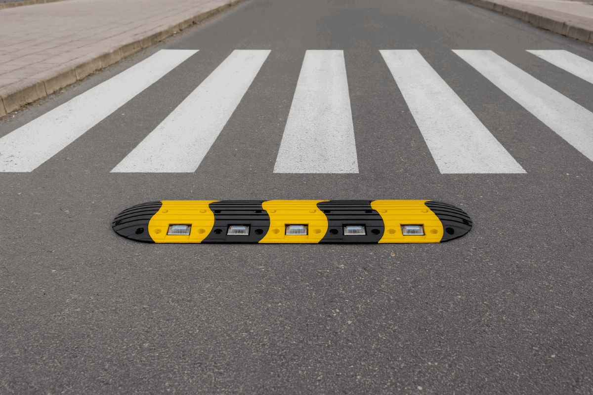 topes reductores de velocidad con luz